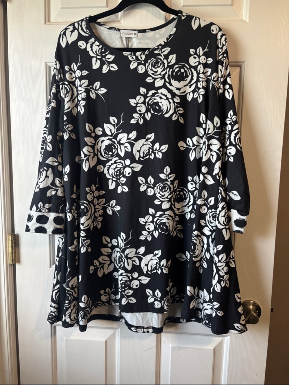 Black & White Floral Swing Tunic